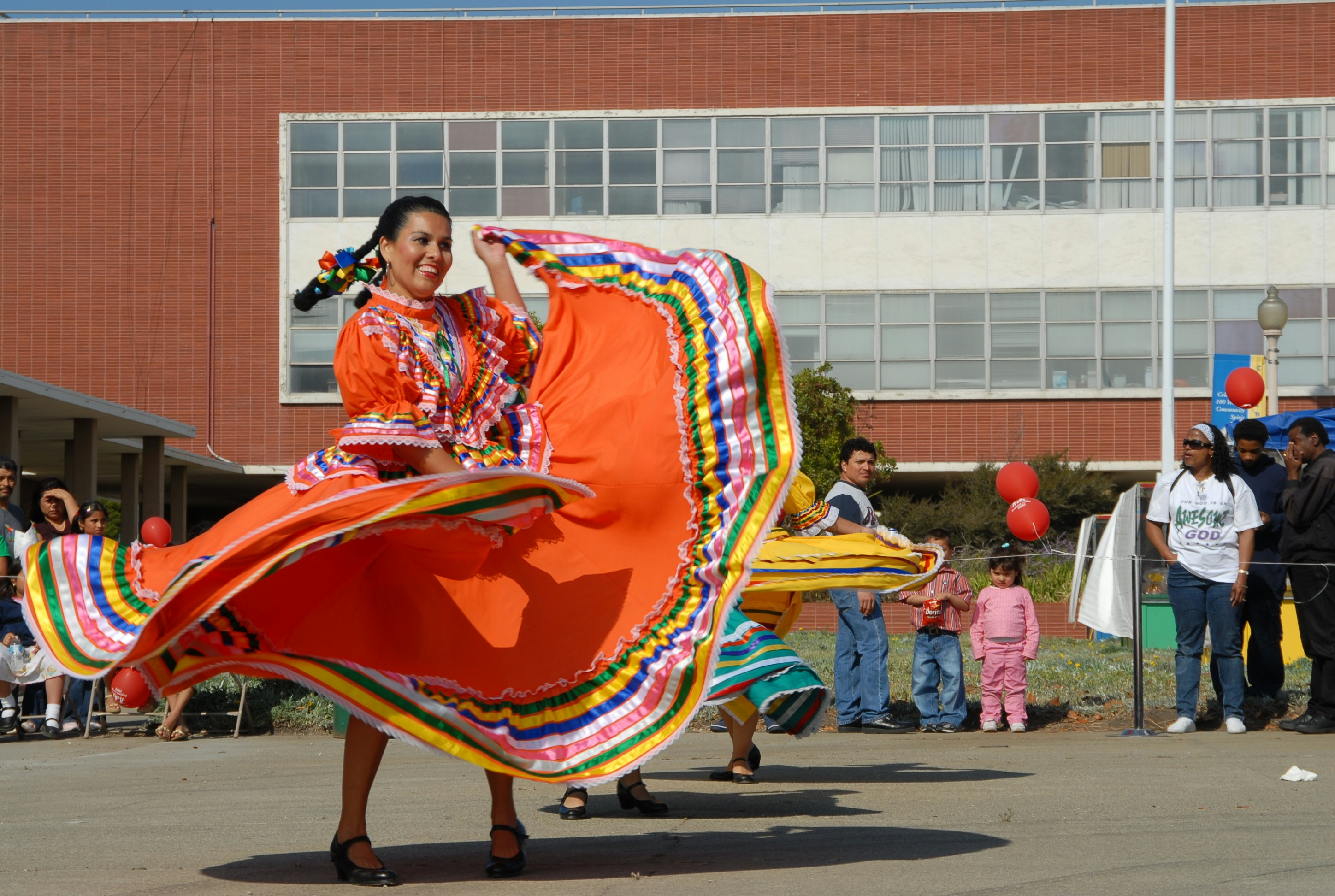 Hispanic Month 2026: 35 Ways to Celebrate Culture & History 🎉 ...